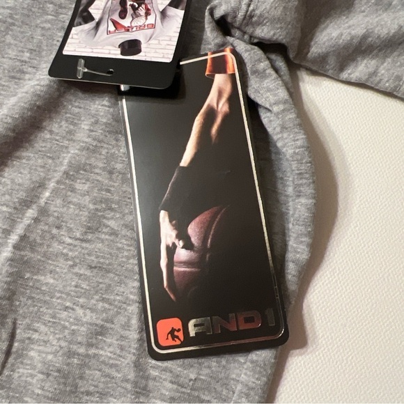 NWT And1 Legendary Logo T-Shirt Mens Size 3XL Short Sleeve Basketball (Y) - Picture 5 of 7